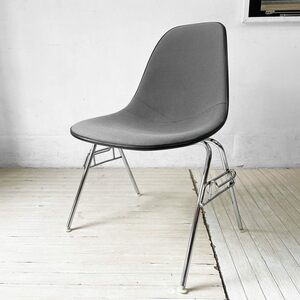 ★ ハーマンミラー Herman Miller サイドシェルチェア セカンド 2rdビンテージ アプホルスター FRP製 スタッキングベース イームズ