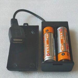 2個セット【電池は付属しません】【ワケあり特価→出力電圧3V】乾電池式 USB出力 充電器 モバイルバッテリー ↓詳細確認願います