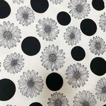 線描きマーガレットの花柄と水玉オックス生地はぎれモノトーン布コットン50ｃ白黒_画像4
