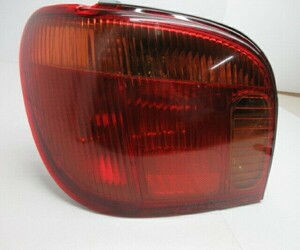 トヨタ 純正 ヴィッツ ヤリス リヤコンビネーション ランプ 左 Taillights Tail Lights Rear Lamps TOYOTA 未使用 LEXUS Genuine JDM OEM