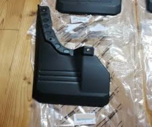 トヨタ 純正 ランドクルーザー 70 フロントフェンダ マッドガード 左 MUDGUARD FRONT FENDER LH TOYOTA 未使用 LEXUS Genuine JDM OEM