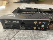 ジャンク ASUS TUF GAMING B660-PLUS WIFI D4 マザーボード　_画像4