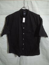 メンズ pk68 未使用品 定価5990円 GAP ギャップ the BIG shirt バンドカラー 半袖シャツ M ブラック 黒 _画像1