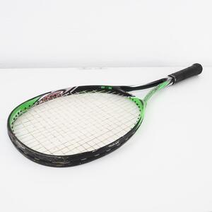 YONEX