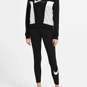 【新品タグ付】NIKE ナイキ タイツ レギンス ヨガパンツ ランニング 黒