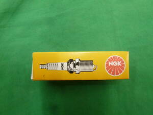 [7972]NGK spark-plug 2756 BKR6E-11 unused goods long-term keeping goods 