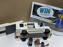 送料無料即決希望　LEGO レゴ ホリデーキャンピングカー 60283　ミニフィグ　赤ちゃん　知育玩具　車　タイヤ　フライパン　シティ CITY_画像8