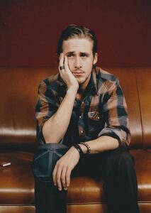 2Lサイズ写真　サイズ注意　ライアンゴズリング　Ryan Gosling　約17.8 x 12.6cm　ce012