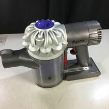 【送料無料】(051042G) dyson DC62サイクロン式コードレスクリーナー 【ワケあり】 ジャンク品_画像4