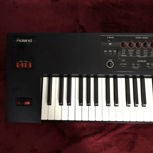 【8112】 Roland FA 08 ワークステーション 88鍵盤 キーボード