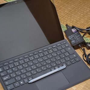 Surface Pro 7中古（純正タイプキーボード、純正ペン、充電器付）
