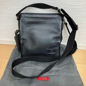 TUMI トゥミ　ショルダーバッグ レザー