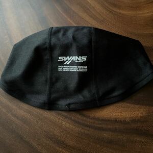 SWANS スイミングキャップ ブラック 帽子 スイミングキャップ　スクール　学校　水泳