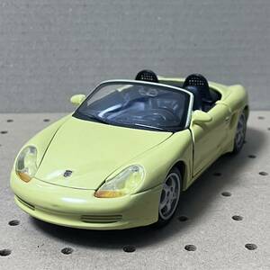 1/24 Maisto Porsche Boxster box none 