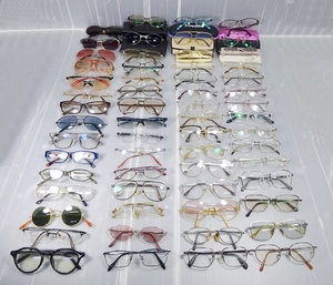 84■まとめて 大量 60点 眼鏡 メガネ 老眼鏡 サングラス メガネケース ジャンク まとめ売り