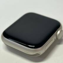 1円~【初期化済み】Apple Watch SE 第2世代 GPS アルミニウム 40mm スターライト MNJP3J/A スポーツバンド バッテリー95% 箱付 GK-100001_画像4