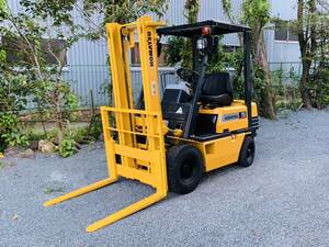 KOMATSU forklift　1.5tonne　移動hours：1881Ｈ　ガソリン AT