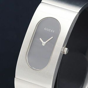1 иен работа Gucci QZ 2400L квадратное чёрный циферблат браслет часы женский / мужской INB 2000000 5NBG2