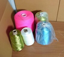 【大阪/岸和田発】工業用糸 刺繍糸 ししゅう糸 ミシン糸 混率不明 約10㎏ バラエティーセット（9）_画像2