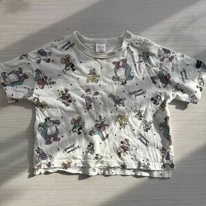 ベビーミッキーフレンズ　総柄Tシャツ　半袖トップス