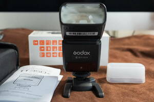 GODOX