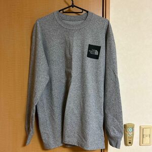 ノースフェイス長袖Tシャツ