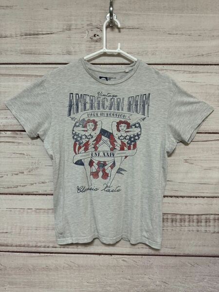 アート柄　古着　Tシャツ　AmericanRun