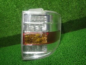 アルファード CAA-ATH10W 右テールランプ 81550-58030 ＬＥＤ KOITO 58-11 [ZNo:03004853]