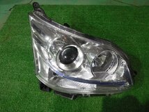 ムーヴ DBA-LA100S 右ヘッドランプ ライト 81130-B2280 ＨＩＤ ユニット単体 KOITO 100-51060 [ZNo:04002251]_画像1