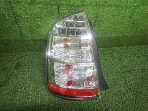 プリウス DAA-NHW20 左テールランプ 81560-47080 ＬＥＤ STANLEY 47-13 [ZNo:06002999]