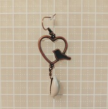 【No.5384】Charmy selection ハンドメイド ピアス ボヘミアン ハート 鳥 貝殻 _画像4