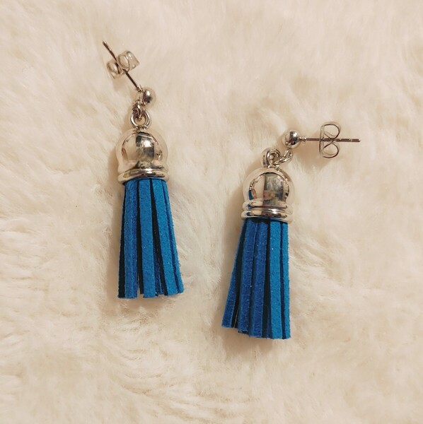 【No.2975】Chamiピアス/イヤリング タッセル ブルー