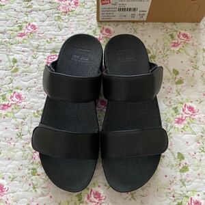 未使用☆fitflop アジャスタブル　サンダル　レザー　ブラック　US7 EUR38