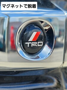 ＴRD ロゴ キーホールカバー 鍵穴隠し エンブレム マグネットで脱着 アルファード ヴェルファイア 他トヨタ車多数 トヨタ TOYOTA ① 