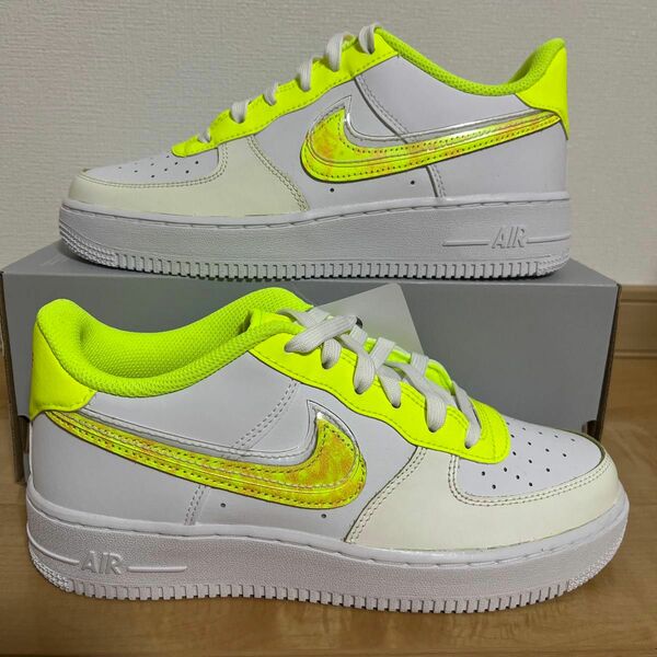 NIKE AIR FORCE1 LV8 GS ナイキ エア フォース1 レベル8