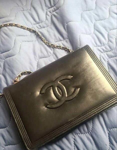 CHANEL チェーンショルダーバッグ