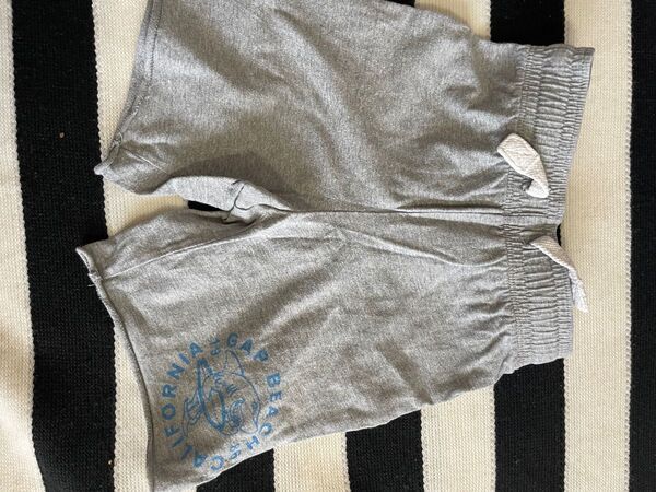 短パン 半ズボン グレー ギャップ GAP 95