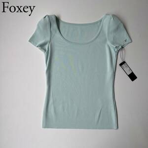 美品 FOXEY NEW YORK フォクシーニューヨーク ニット　セーター ジュリビーンセーター　ロゴ トップス Tシャツ カットソー レディース