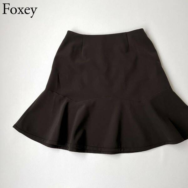 美品 FOXEY NEW YORK フォクシーニューヨーク フレアスカート フレアベル　膝丈スカート 日本製　レディース
