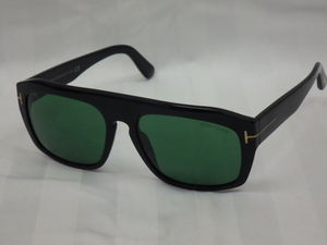 TOM FORD　トムフォード　サングラス　Conrad　TF470 01N　ブラックフレーム　58□18　145