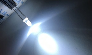 高輝度LED 砲弾型 白 ホワイト 3mm 3Φ100本 電子工作 自作 DIY　デコレーション