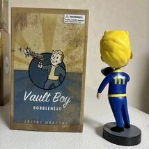 未使用品　falloutTV日本未発売fallout boy111 フォールアウトフィギュア　レーザー銃　エネルギー兵器　2015年製_画像3