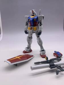 MG 機動戦士ガンダム RX-78-2 ガンダムVer.3.0 1/100スケール 色分け済みプラモデル