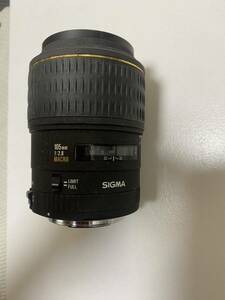 SIGMA EX 105. single-lens camera lens 