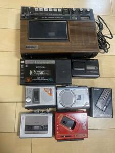  cassette player SONY cassette recorder summarize 8 point 