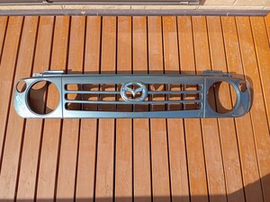Mazda Spiano フロントGrille 