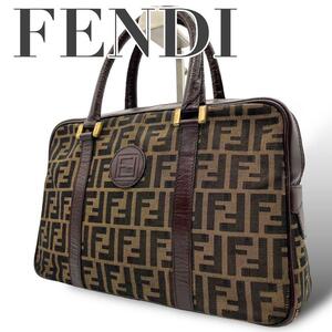 FENDI フェンディ　ズッカ柄　ハンドバッグ　ブラウン　手提げ　s38