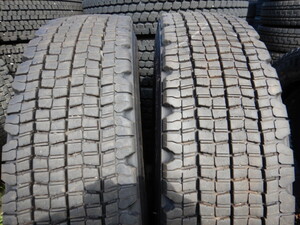 2本価格★パT4407②■9R19.5 14PR BRIDGESTONE W970 2019年スタッドレスタイヤ■条件付 送料無料■トラック バス 地山 TB