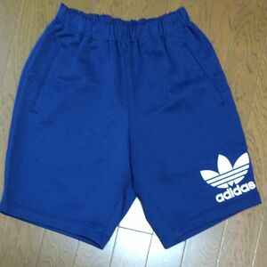 アディダス adidas ハーフパンツ M～Lサイズ位