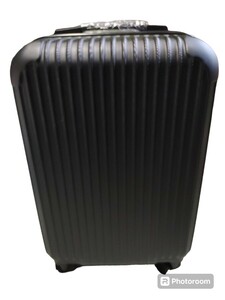 キャリーケース　スーツケース　BLACK　重さ2.5㎏　４輪360度キャスター
